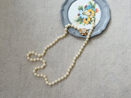 ファインパールネックレス ヴィンテージ1984s 9ctフラワークラスプ